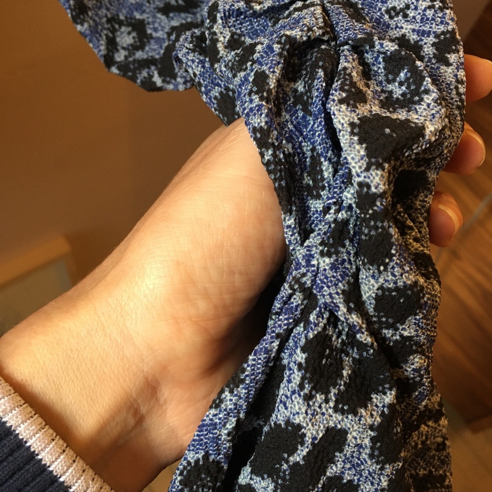 Pants - Picture 5 of 10